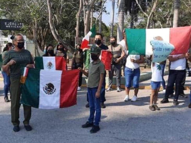 Defienden a militares Defienden a militares