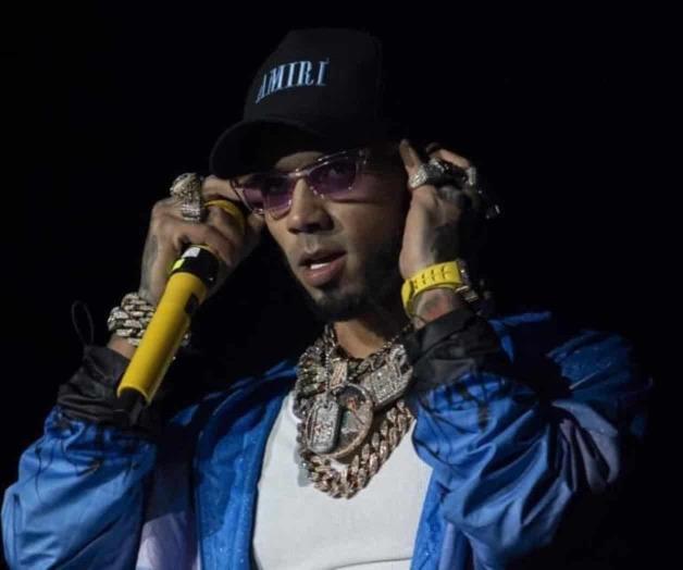 Anuncia Anuel AA el nacimiento de su segunda hija