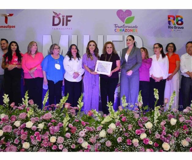 Reconoce Sistema DIF a las mujeres riobravenses
