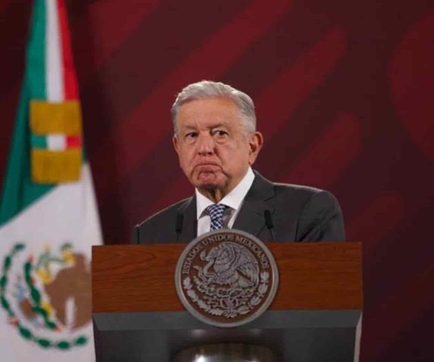No es una dictadura, AMLO dice respetar manifestación de militares