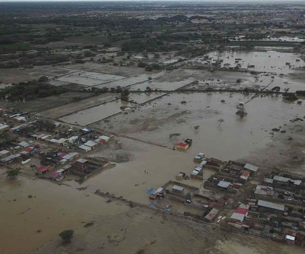 Dejan lluvias cinco muertos, inundaciones y derrumbes