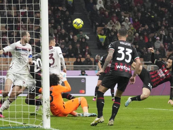 Milán empata con el Salernitana y queda cuarto en la liga italiana Milán empata con el Salernitana y queda cuarto en la liga italiana