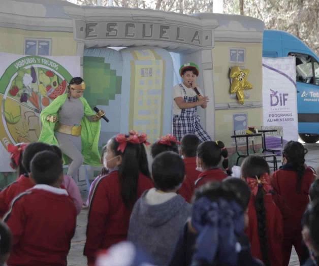 Enseña el DIF a comer bien