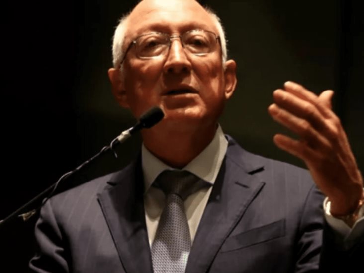 Hay violencia en México y Estados Unidos, señala Ken Salazar Hay violencia en México y Estados Unidos, señala Ken Salazar