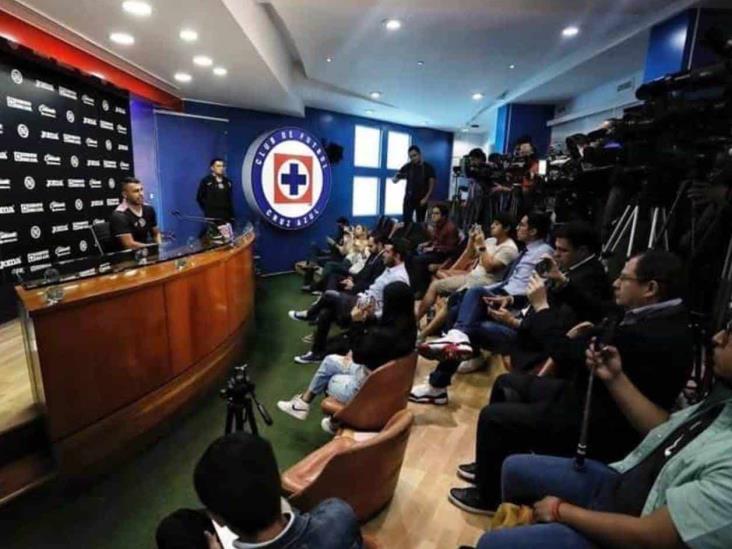 Reconoce Morales que ha quedado a deber en Cruz Azul Reconoce Morales que ha quedado a deber en Cruz Azul