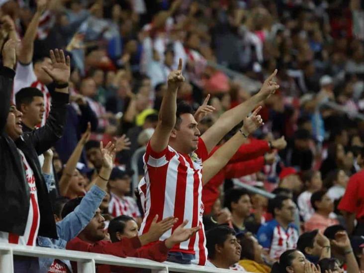 Serán foráneos 4 de cada 10 asistentes al Chivas vs. América Serán foráneos 4 de cada 10 asistentes al Chivas vs. América