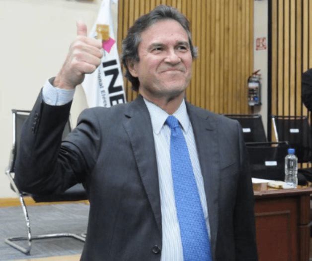 Critica AMLO amparo concedido a Edmundo