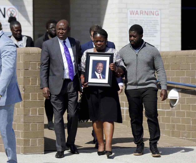 Asfixiaron a hombre negro hasta matarlo