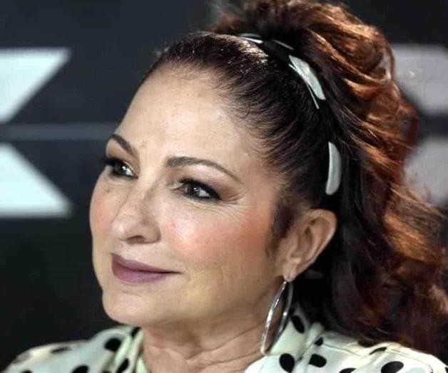 Gloria Estefan va a terapia tras  la muerte de su madre