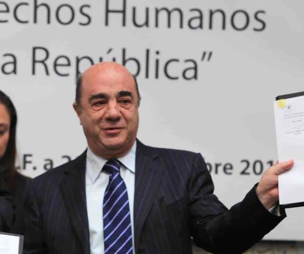 Abogado de Murillo Karam pide que sea trasladado al hospital