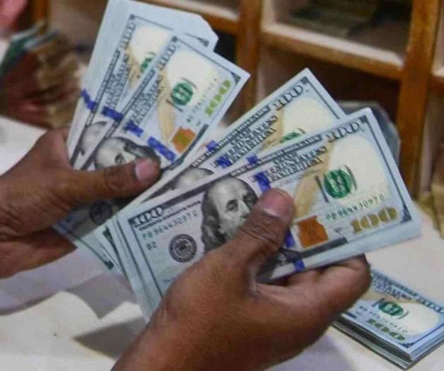 Sube dólar 44 centavos en  la semana a $19.37 
