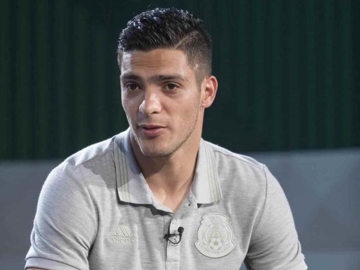 Se burla Raúl Jiménez de Chivas Se burla Raúl Jiménez de Chivas