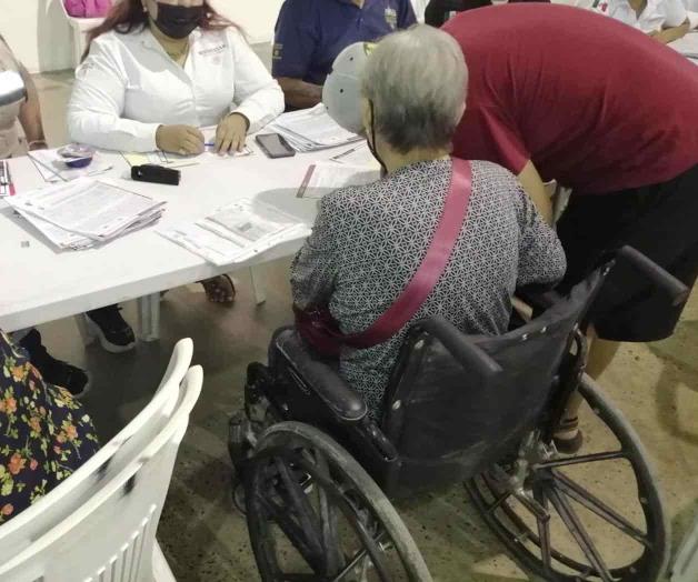 Acusa discriminación en pensión universal Acusa discriminación en pensión universal