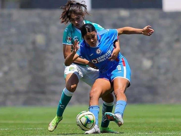 Vibrante empate entre Cruz Azul y León en Liga MX Vibrante empate entre Cruz Azul y León en Liga MX