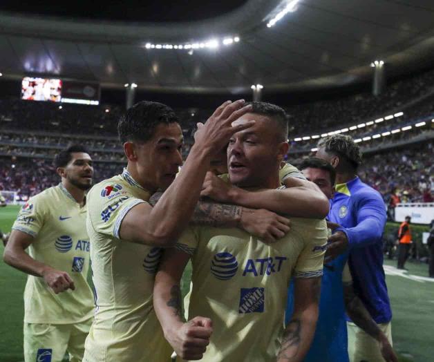 En feria de goles, América vence a Chivas En feria de goles, América vence a Chivas