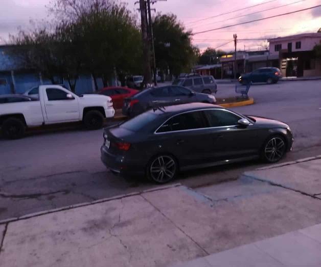 Señalan prepotencia a todo lujo Señalan prepotencia a todo lujo