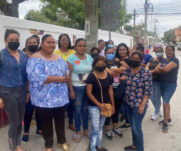 Salen en defensa de director acusado Salen en defensa de director acusado