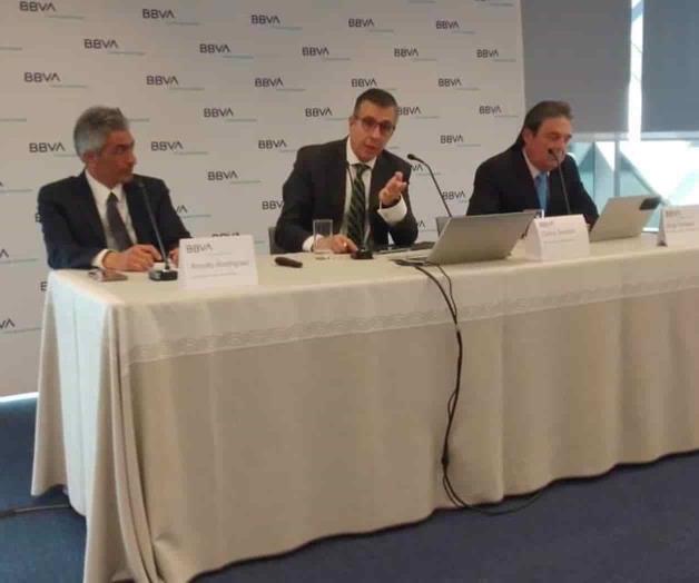 Mejora BBVA estimado de PIB por mayor consumo