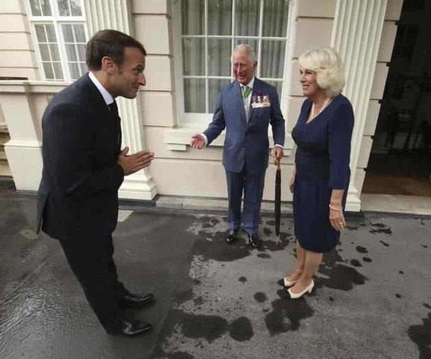 Manifestaciones rodean visita del rey Carlos III a Francia