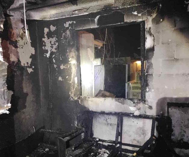 Arrasa incendio con casa-habitación