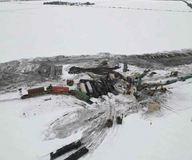 Tren se descarrila en zona rural de Dakota del Norte