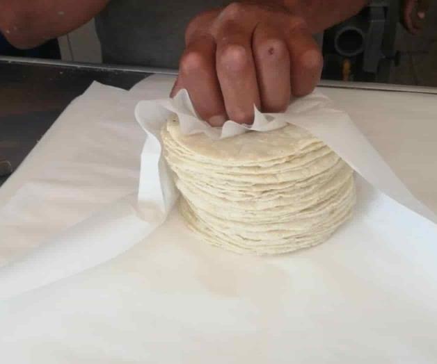 Optan reynosenses por comer menos tortillas