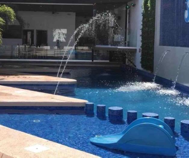 Verifican calidad de agua en albercas Verifican calidad de agua en albercas