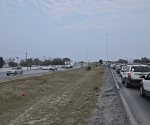 #Reynosa ¡Precaución! Bloqueos por situación de Riesgo en carretera Reynosa-Río Bravo a la altura del cuartel militar.