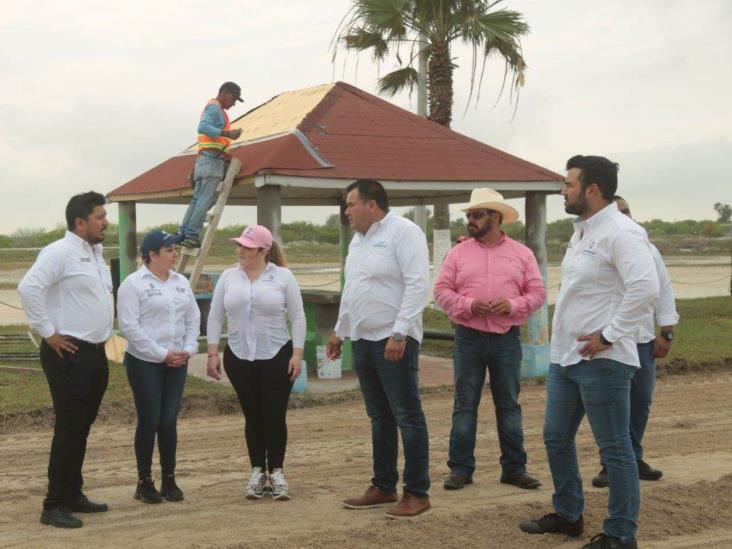 Supervisa alcaldesa trabajos de rehabilitación de La Playita Supervisa alcaldesa trabajos de rehabilitación de La Playita