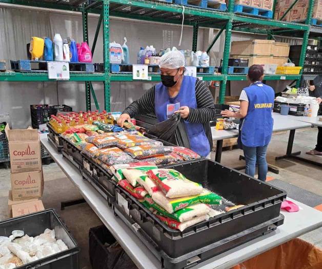 Apadrinan a vulnerables: Ayudan al Banco de Alimentos