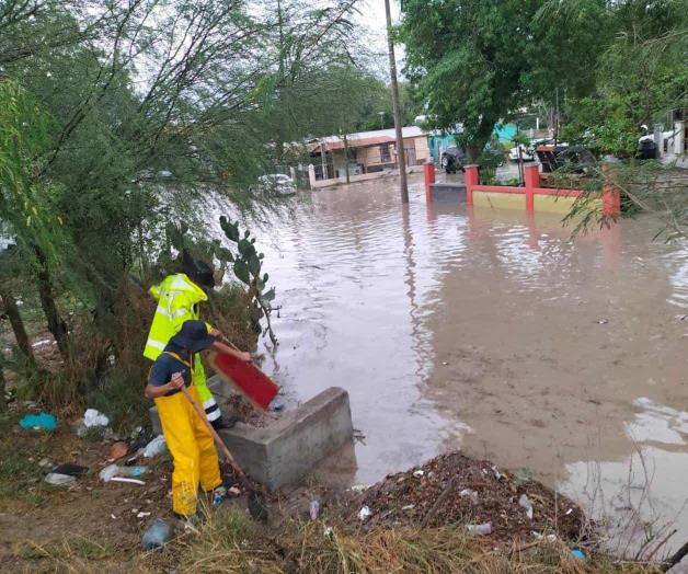 Desazolvan drenes de Nuevo Progreso Desazolvan drenes de Nuevo Progreso