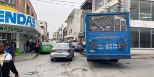 Carambola interrumpe vialidad en zona Centro