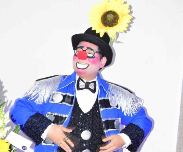Reconocen veinte años de trayectoria del payaso Bolín Reconocen veinte años de trayectoria del payaso Bolín