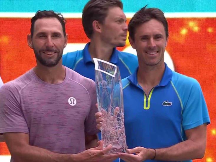 Gana Santiago González torneo de dobles en Miami Gana Santiago González torneo de dobles en Miami