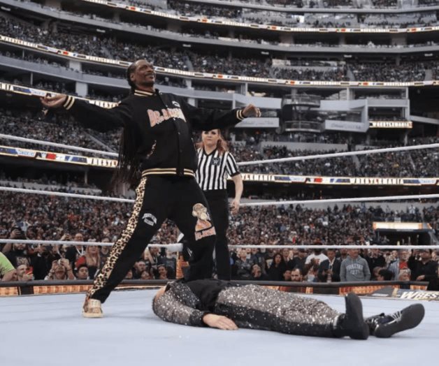 Snoop Dogg interviene en el último segundo durante WrestleMania Snoop Dogg interviene en el último segundo durante WrestleMania