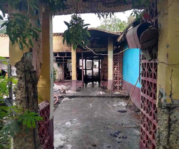 Consume el fuego vivienda en la Villa