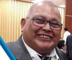 Arreglan a diputado con contratos para su padre