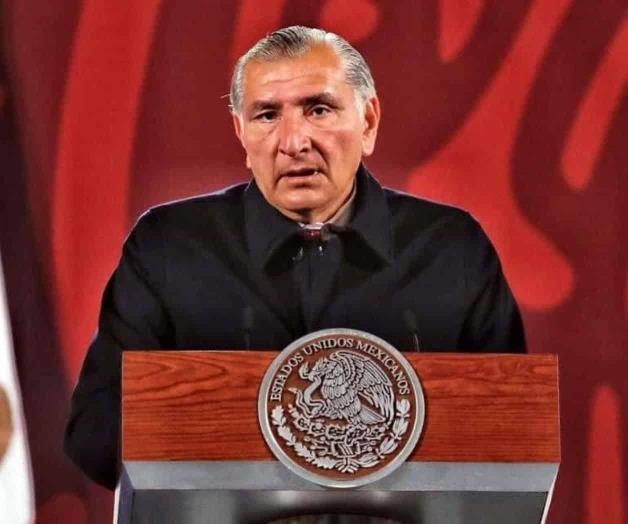 Asume Adán control del Gobierno federal 