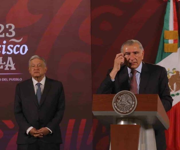 Asume Adán control del Gobierno Federal