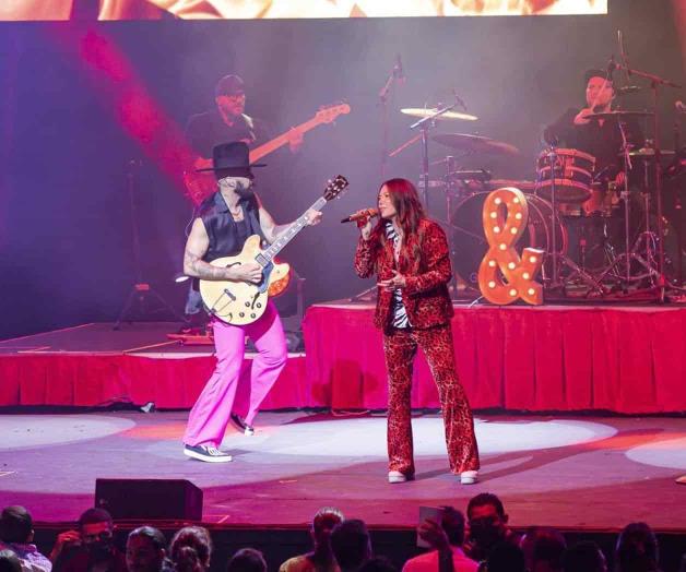 Jesse&Joy depejan Cliches  en Acapulco