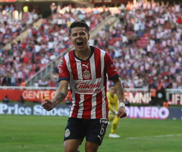 Logra Chivas sufrido triunfo 1-0 ante el Necaxa