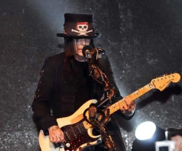 Demanda a Mötley Crüe Demanda a Mötley Crüe