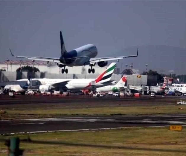 Da AMLO marcha atrás en cabotaje aéreo