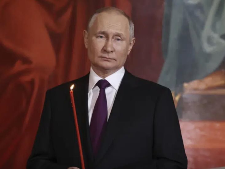 Putin se reúne con el ministro de Defensa de China en Moscú Putin se reúne con el ministro de Defensa de China en Moscú