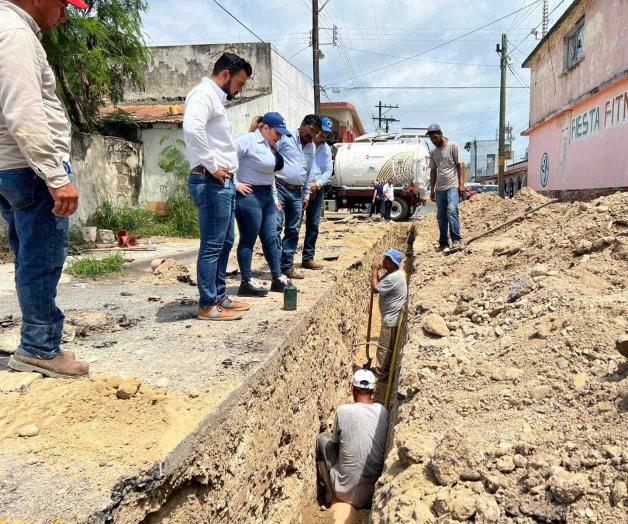 Supervisa alcaldesa trabajos en drenaje