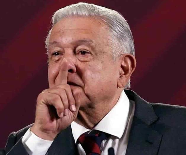 Acusa AMLO espionaje de EU y blinda datos de FA