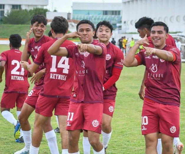 Mineros, con un pie en octavos