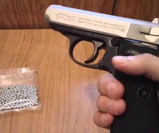 Traía estudiante arma de postas