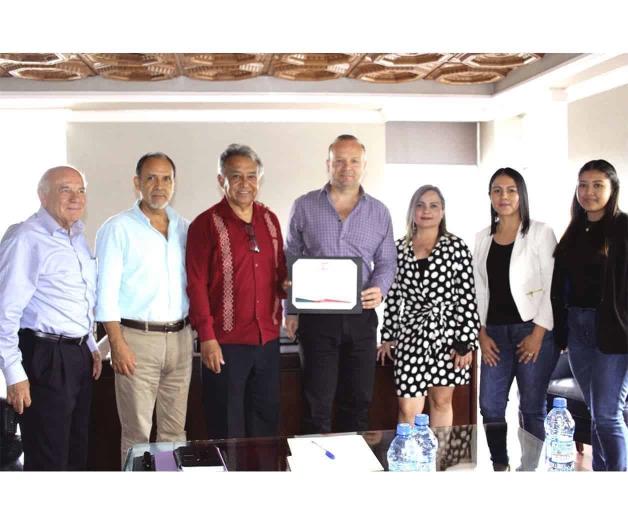 Es Editora DEMAR ´Empresa Diez Plus´ Es Editora DEMAR ´Empresa Diez Plus´