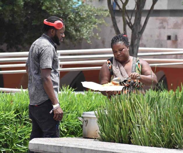 Viven de las ventas migrantes haitianos